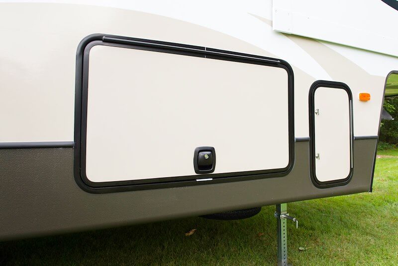 RV compartment doors, baggage doors and exterior storage doors