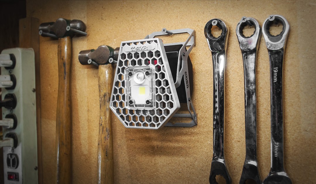 STKR Concepts 00173 Mobile Task Lighting Unit