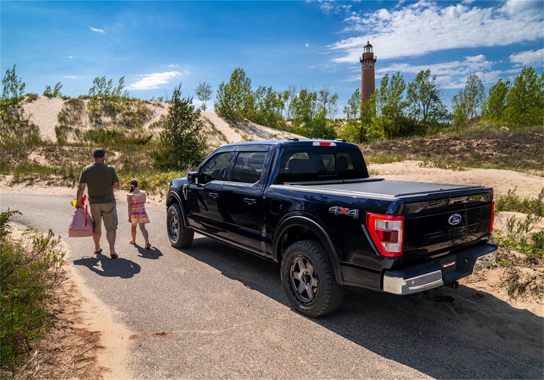 Roll-N-Lock LG845M M-Series Frontier Bed Tonneau
