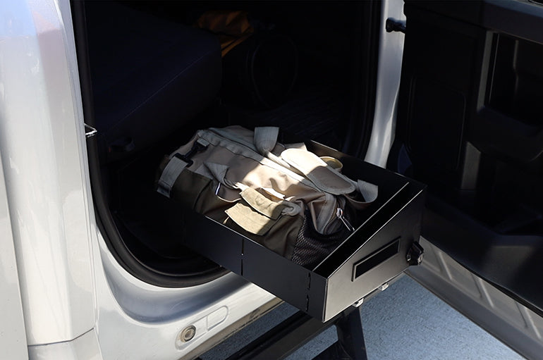 Dee Zee Dz701 Rear Underseat Locking Organizer - image 4
