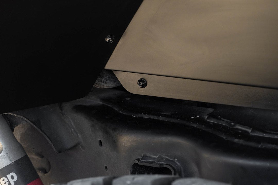 DV8 Offroad INFEND-07RB Rear Inner Fender Component