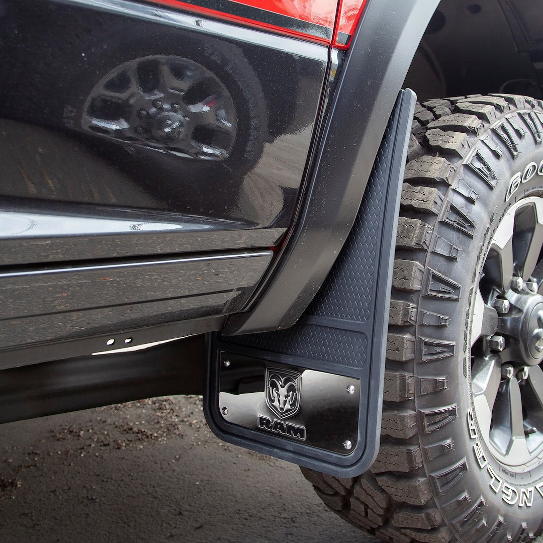 Plasticolor 001835R01 Ram Heavy-Duty Front Fender Guards