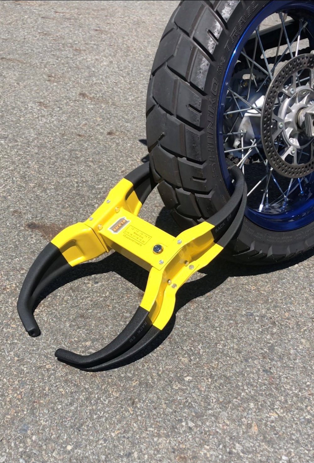 Rack-Em Ra-25 Trailer Wheel Locking Boot - image 6