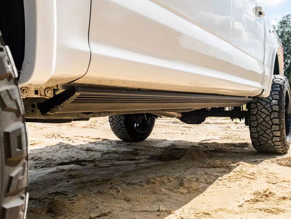 AMP Research 78135-01A PowerStep Xtreme for 2020 Gladiator - image 7