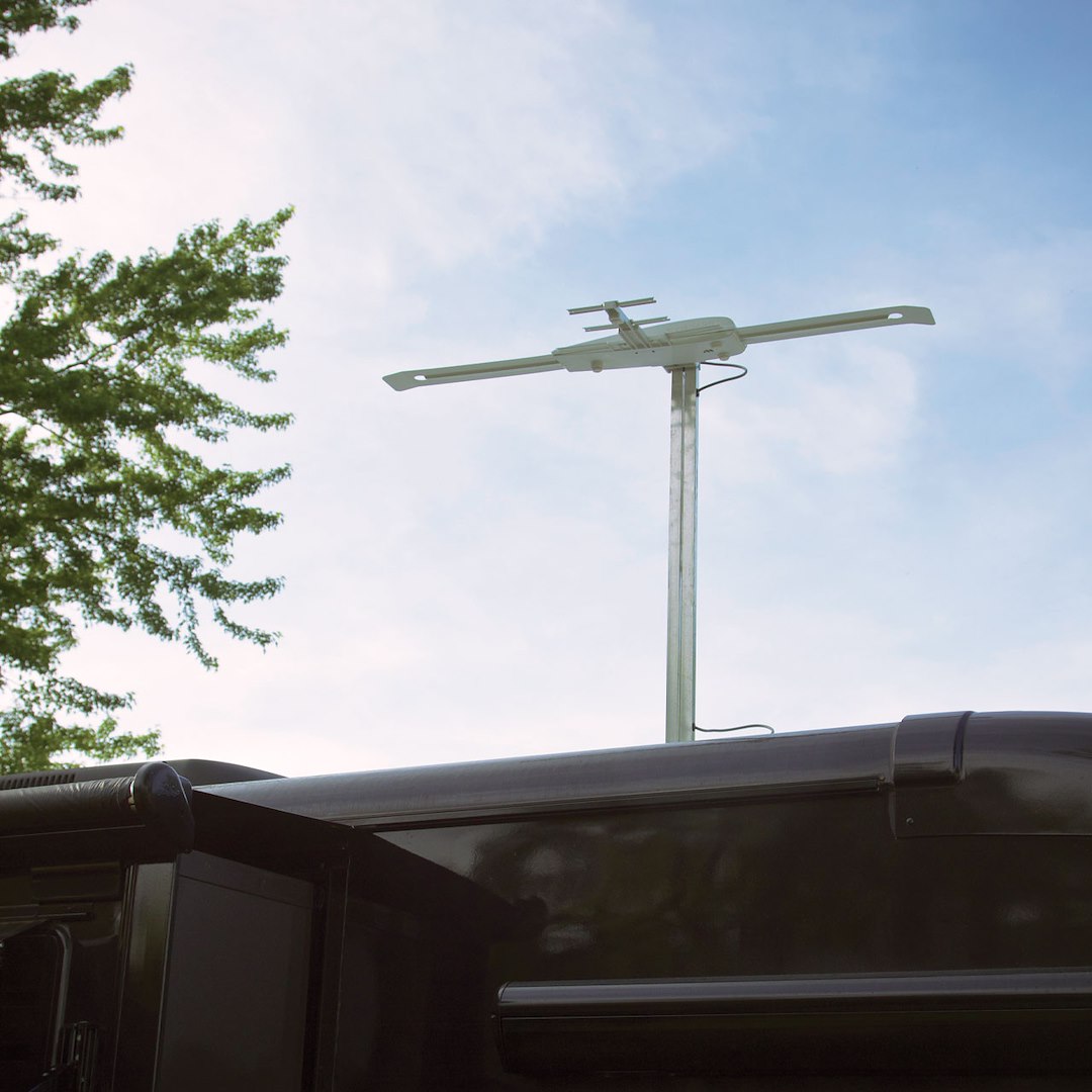 Winegard Roof-Mount RV Broadcast TV Antenna - White – RVW-395