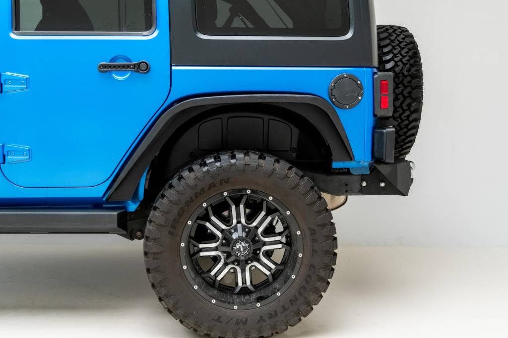 Paramount Automotive 51-0713 JK R-5 Canyon Stubby Fender Extension