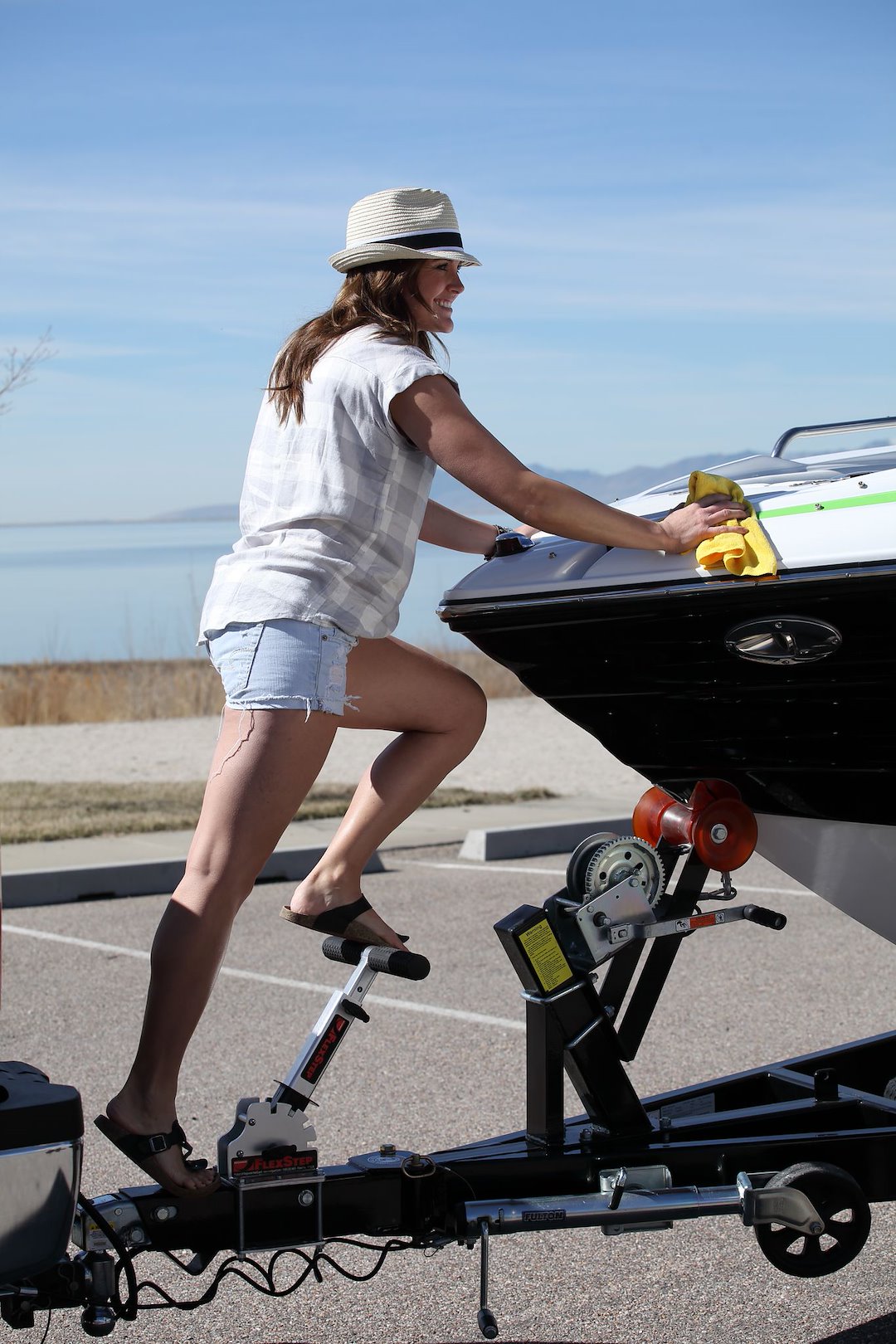 Megaware KeelGuard 80011 FlexStep Pro Boat-Trailer Step
