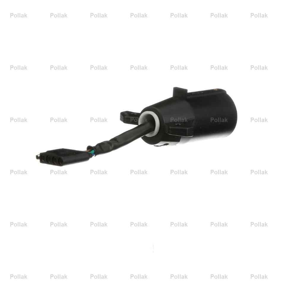 Pollak 12718 7-Blade RV Socket to 5-Flat Adapter