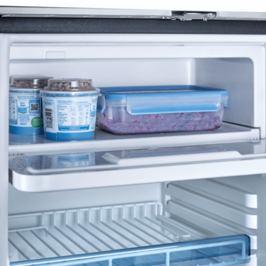 Dometic CRX-1080S 2.6 Cu. Ft. AC/DC 12V Compressor Refrigerator – image 6