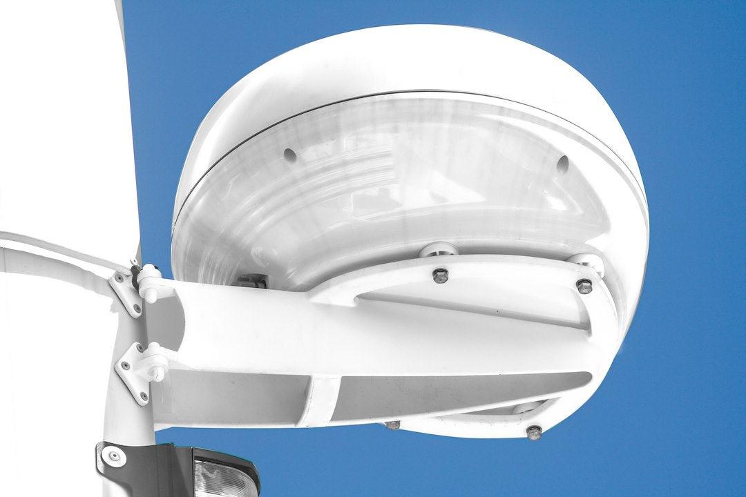 ScanStrut Radar Antenna Mount - White – M92722