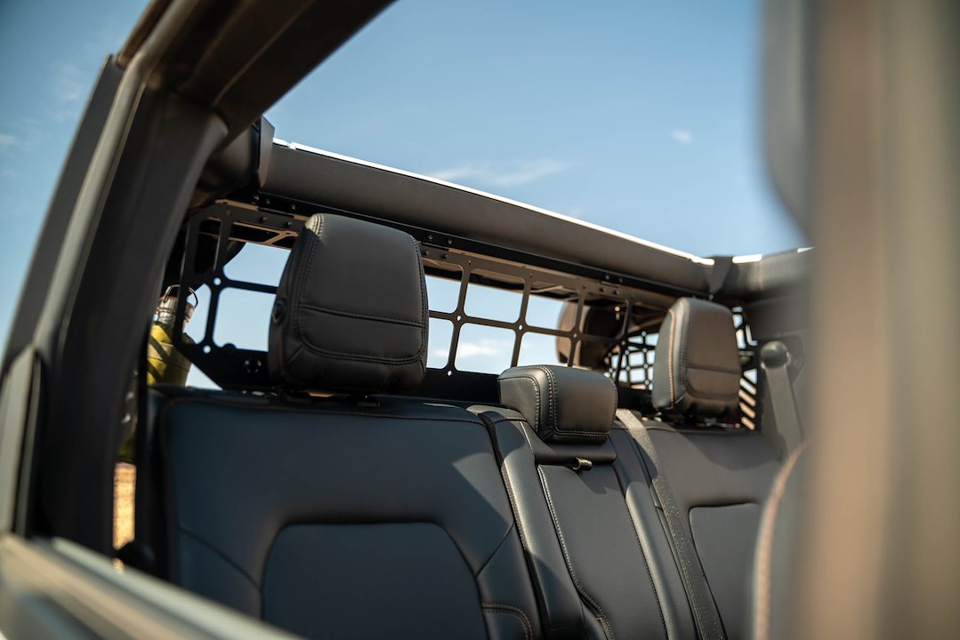 DV8 Offroad MPBR-10 Pet Separation Barrier