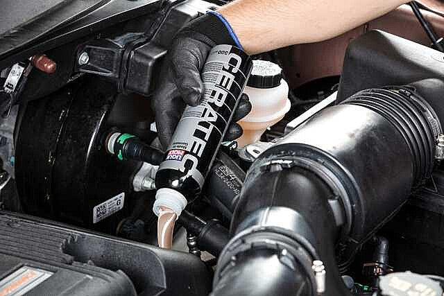 Liqui Moly 20002 Cera Tec Bottled Oil Treatment