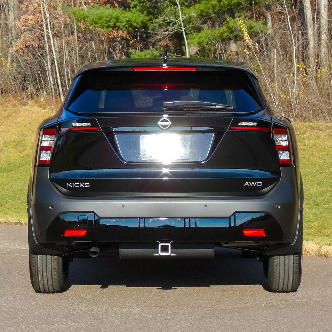 CURT 13628 Class III Square-Steel Rear Receiver Hitch - image 8