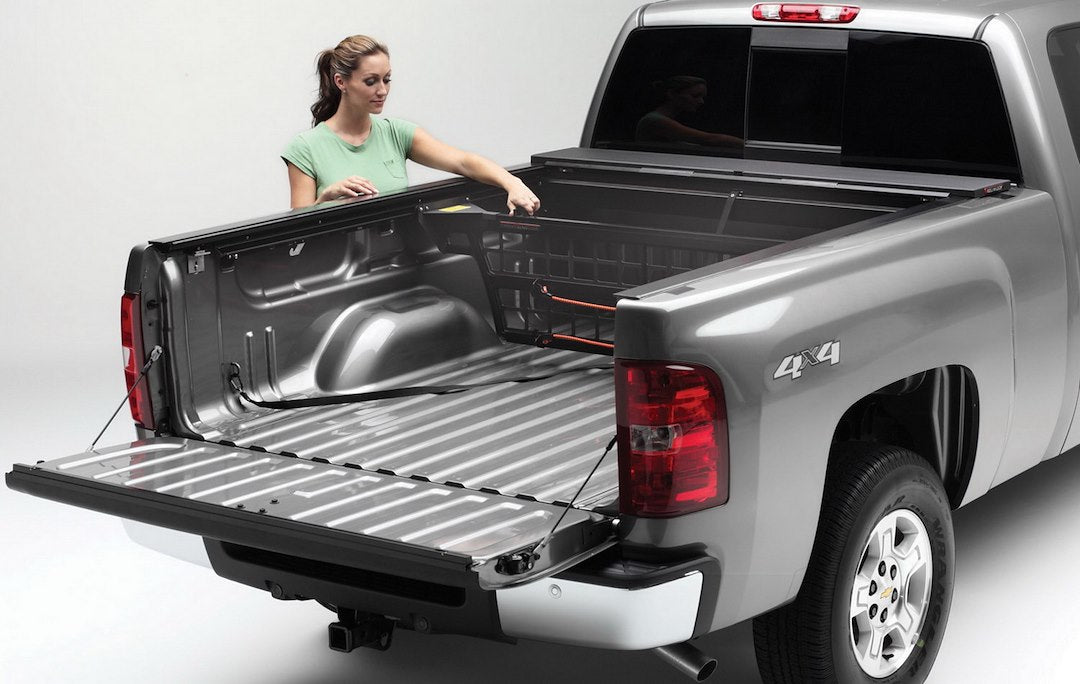 Roll-N-Lock Cm530 Truck-Bed Cargo Partition