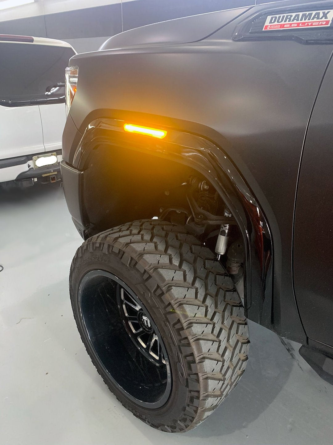 Recon 264230BK GMC Fender Component