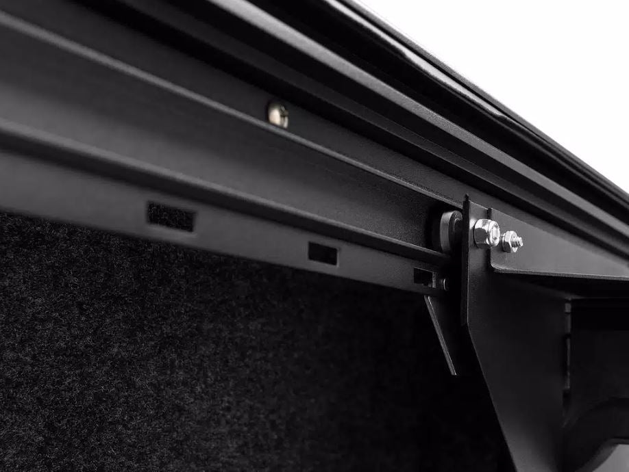 Roll-N-Lock Cm532 Cargo Manager Truck-Bed Partition
