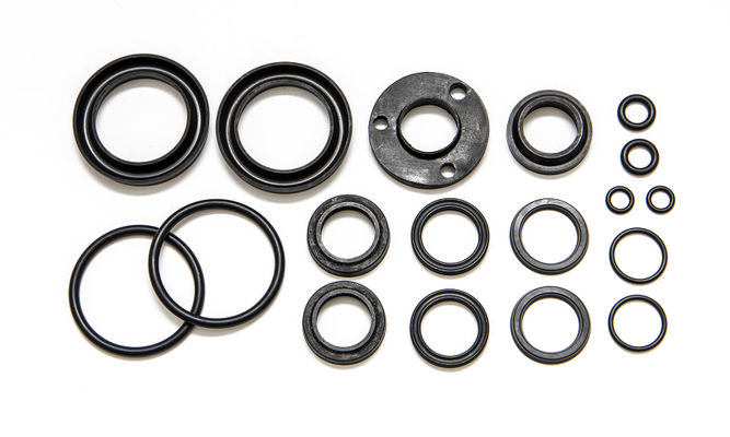 SeaStar Boat Steering System Cylinder Seal Kit (Hs5183)