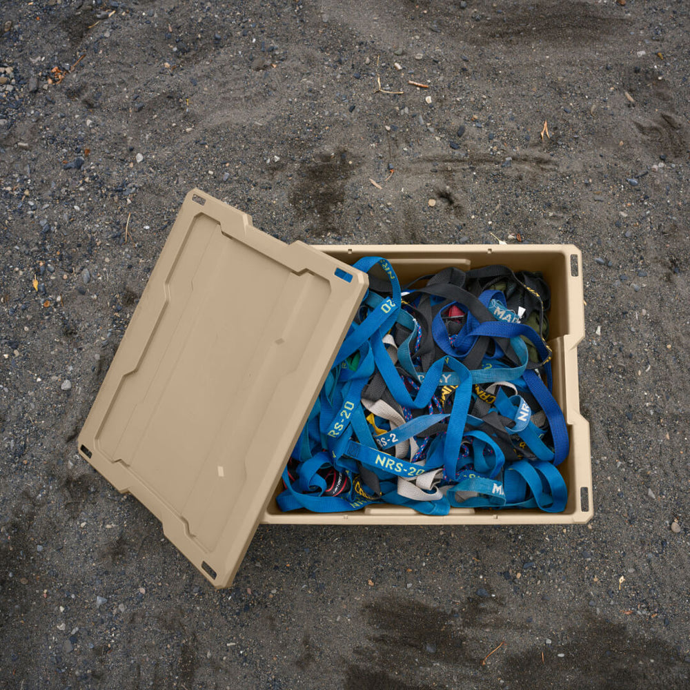 Decked A0040-DBIN-TAN D-co Bin 32 Portable Storage Box