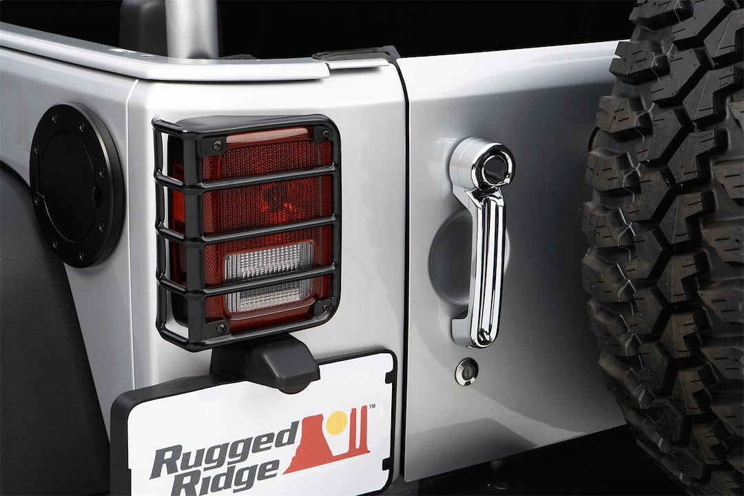 Rugged Ridge 11226.02 Tail Light Guard - image 2