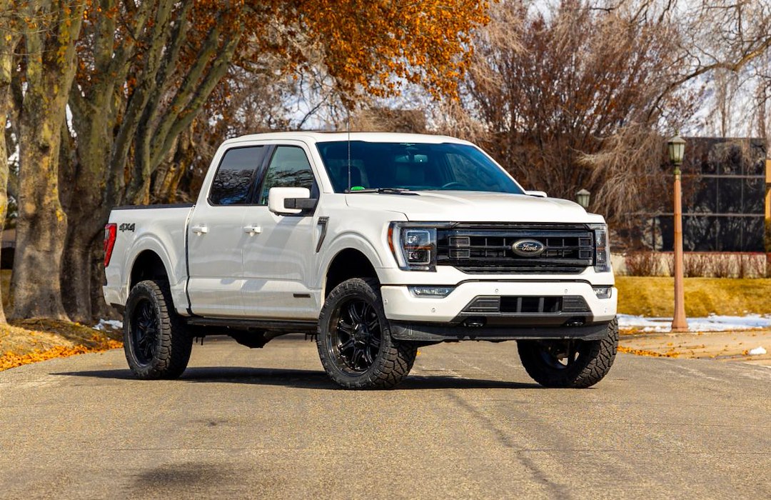 ReadyLift 62-21440 SST 2.1 Stage 2 Suspension System