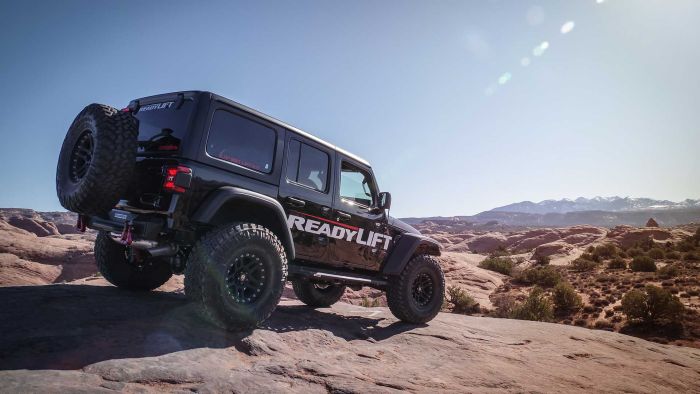 ReadyLIFT 69-6825 Rubicon SST Suspension System