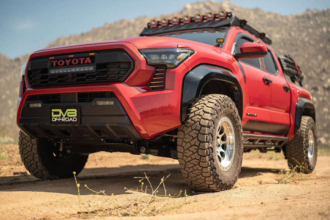 DV8 Offroad SRTT1-04 Tacoma Rock-Slider Entry Bars