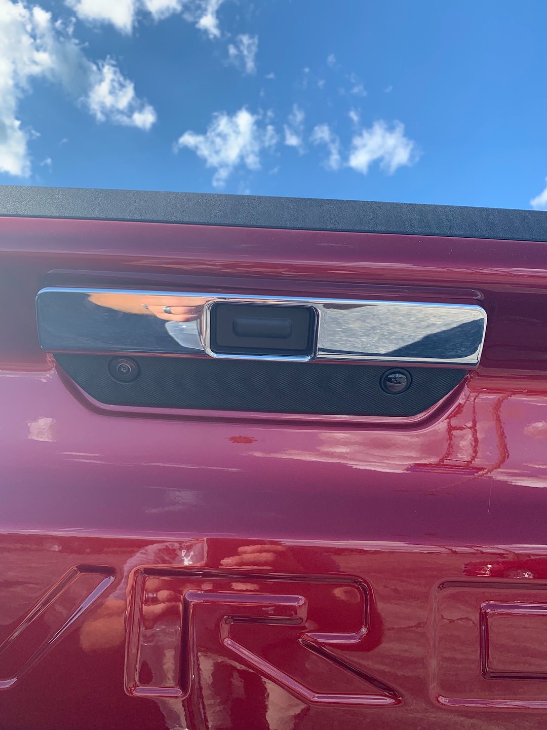 Coast To Coast TGH65537 Silverado Complete Camera Tailgate Insert - image 2