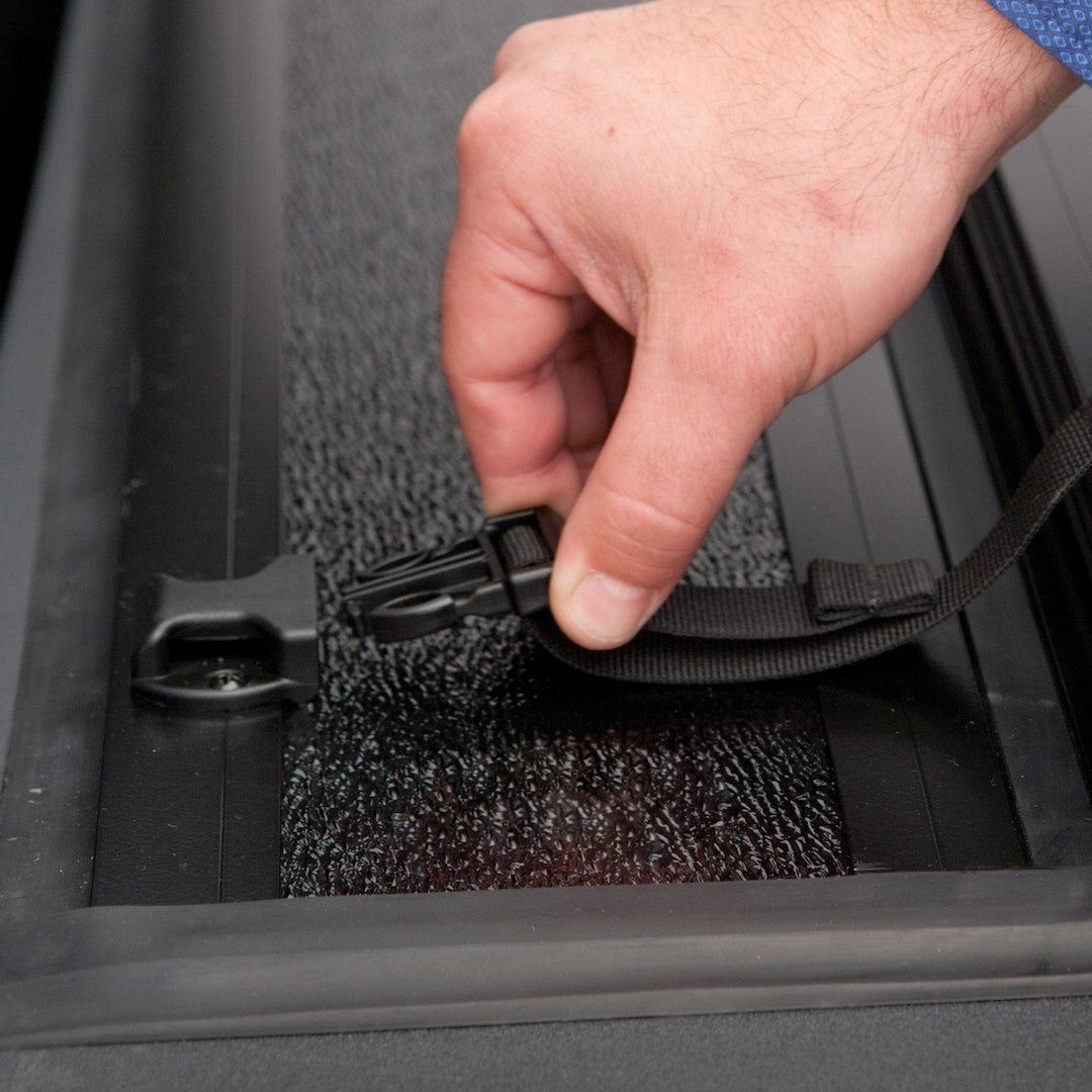 Undercover Fx21020 Tonneau Cover - image 3