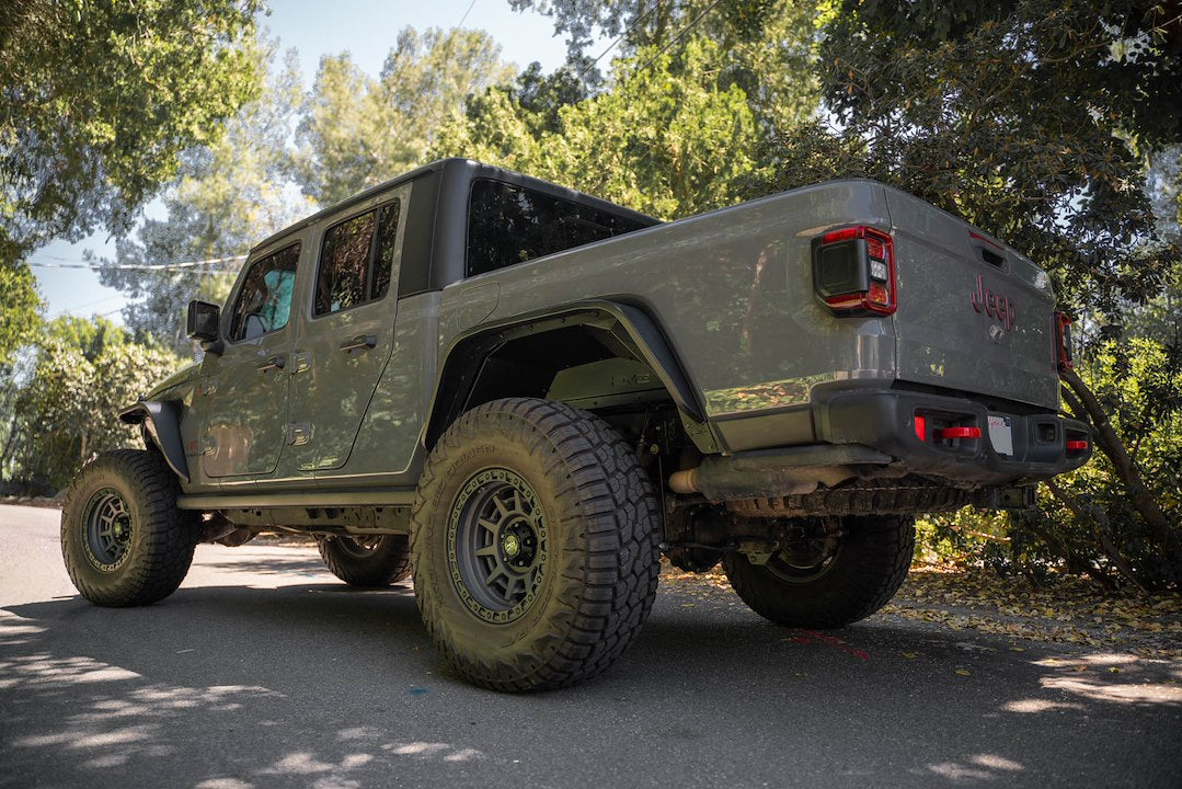 DV8 Offroad INFEND-07RB Rear Inner Fender Component
