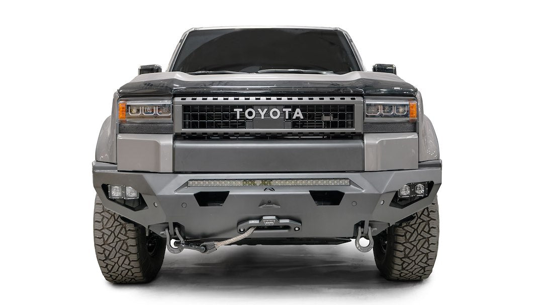 Fab Fours TL24-X6751-1 Matrix Slim-Fit Winch/Lighting Bumper