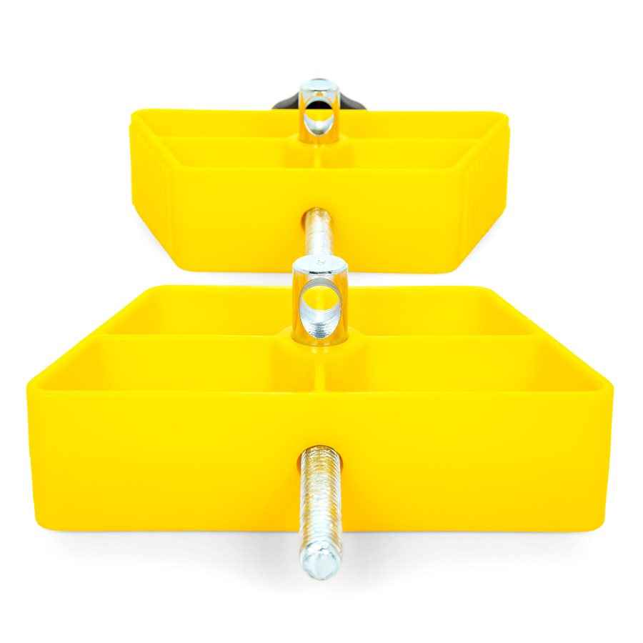 Camco Between-Tire Tandem Wheel Chock – 44642