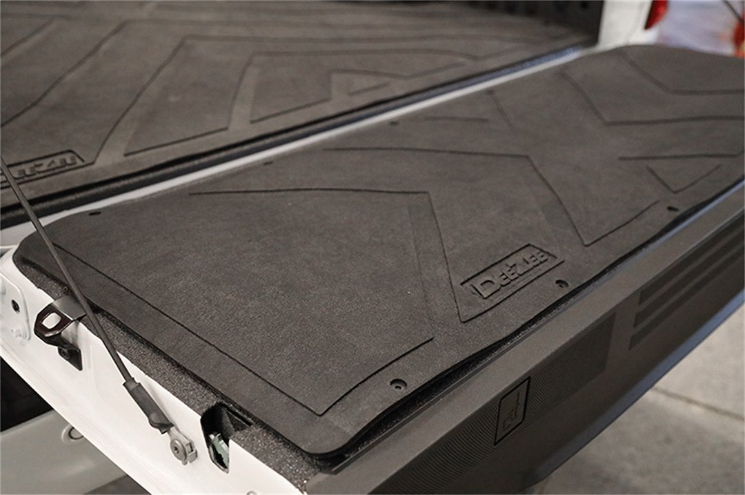 Dee Zee Dz76700 Tailgate Protective Mat - image 2
