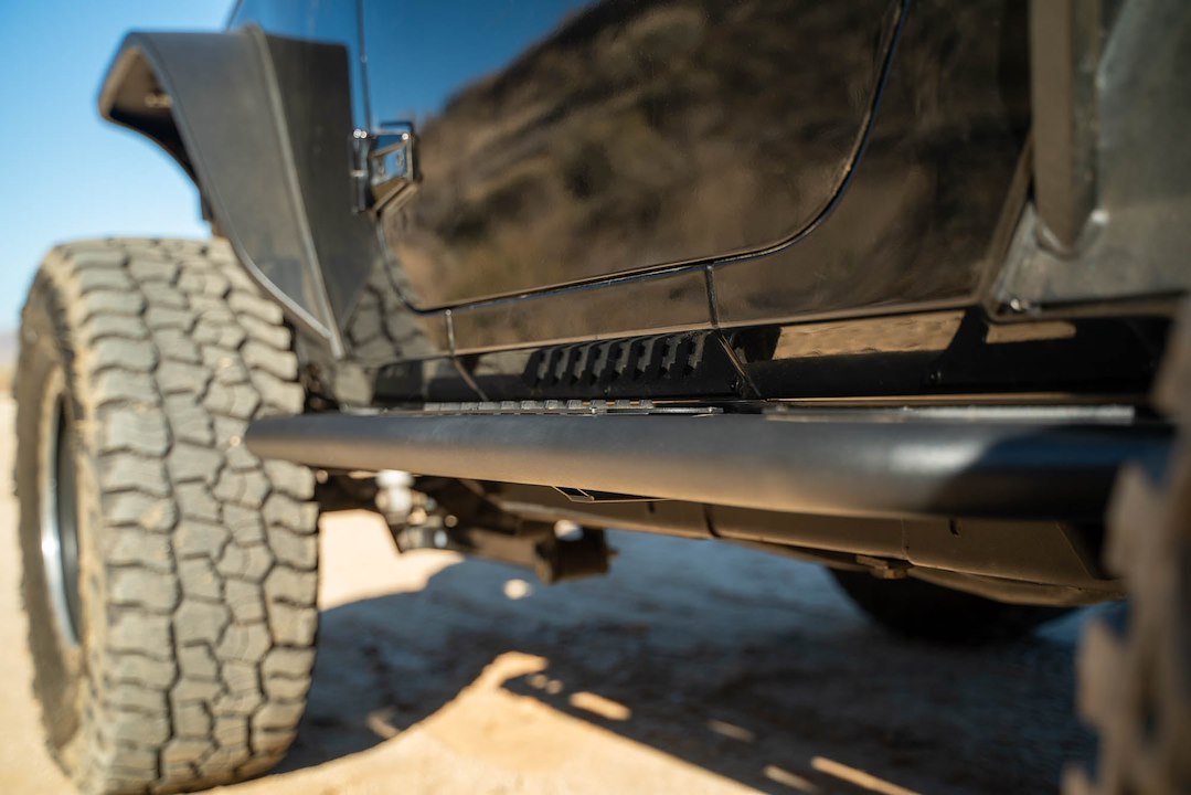 DV8 Offroad SRJK-09 OE Plus Round Entry Bars