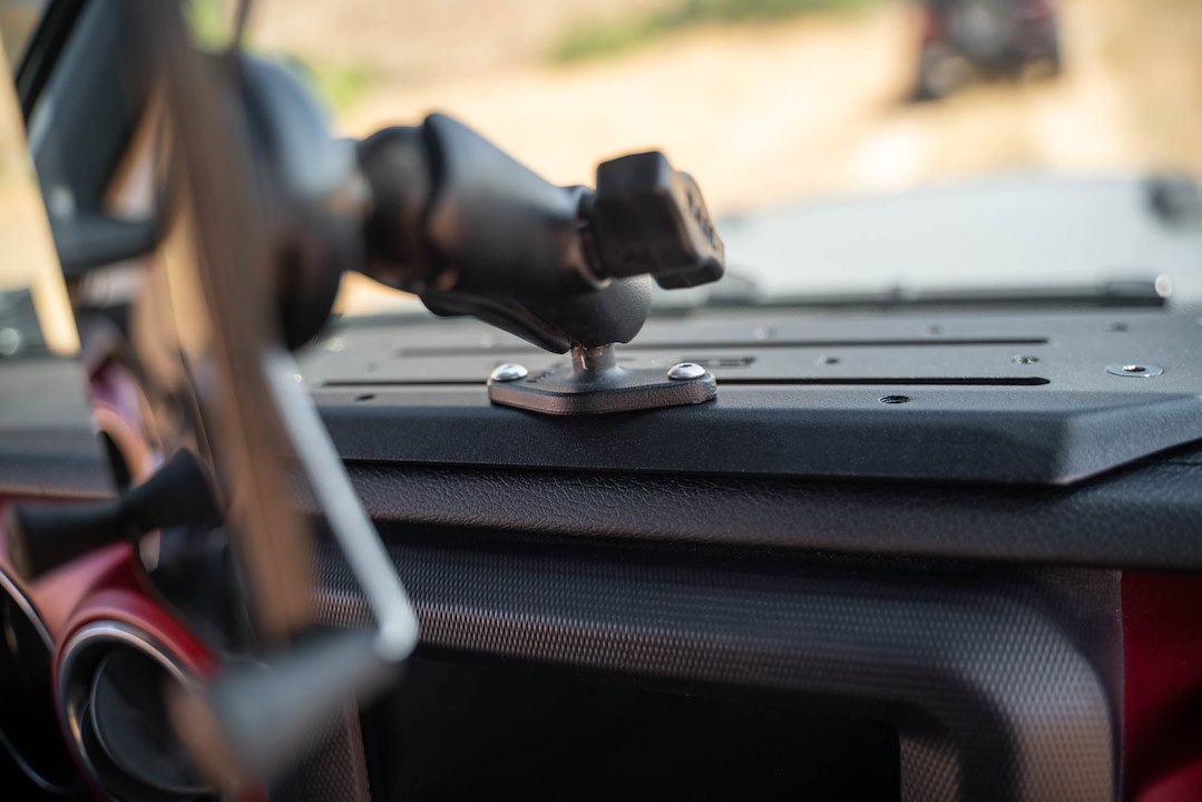 DV8 Offroad DMJL-02 Cell Phone Mounting Plate