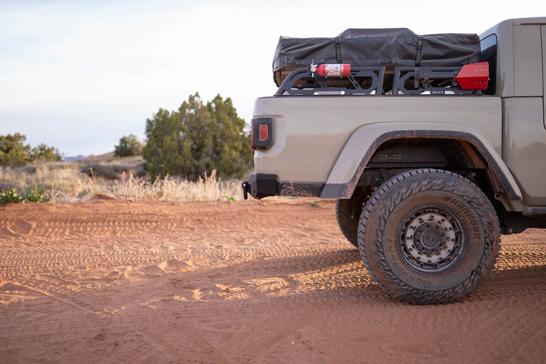 DV8 Offroad RRUN-02 MTO Bed Cargo Carrier
