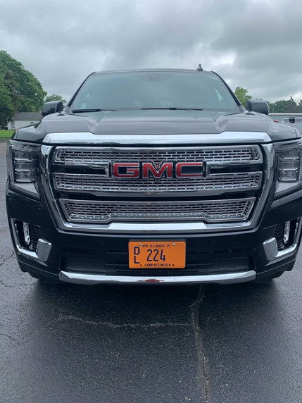Coast To Coast GI179BLKC Yukon Camera-Compatible Gloss Grille Trim - image 1