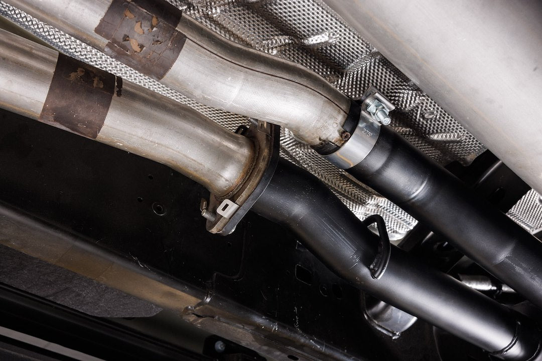 Flowmaster 818204 American Thunder Direct-Fit Muffler System