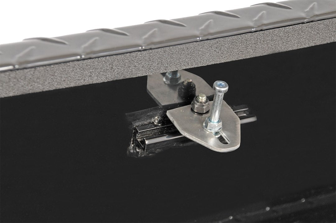 Dee Zee DZ92740B Low-Profile Diesel Tank/Chest - image 8