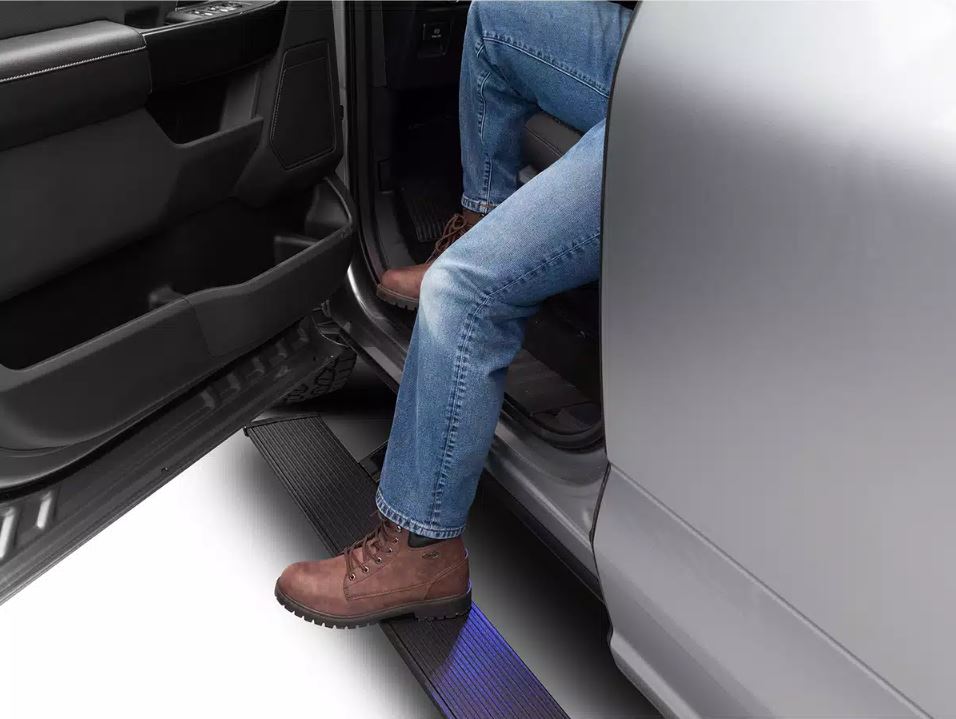 AMP Research 7516301A Single-Side Sprinter PowerStep, 2007–2016 - image 9