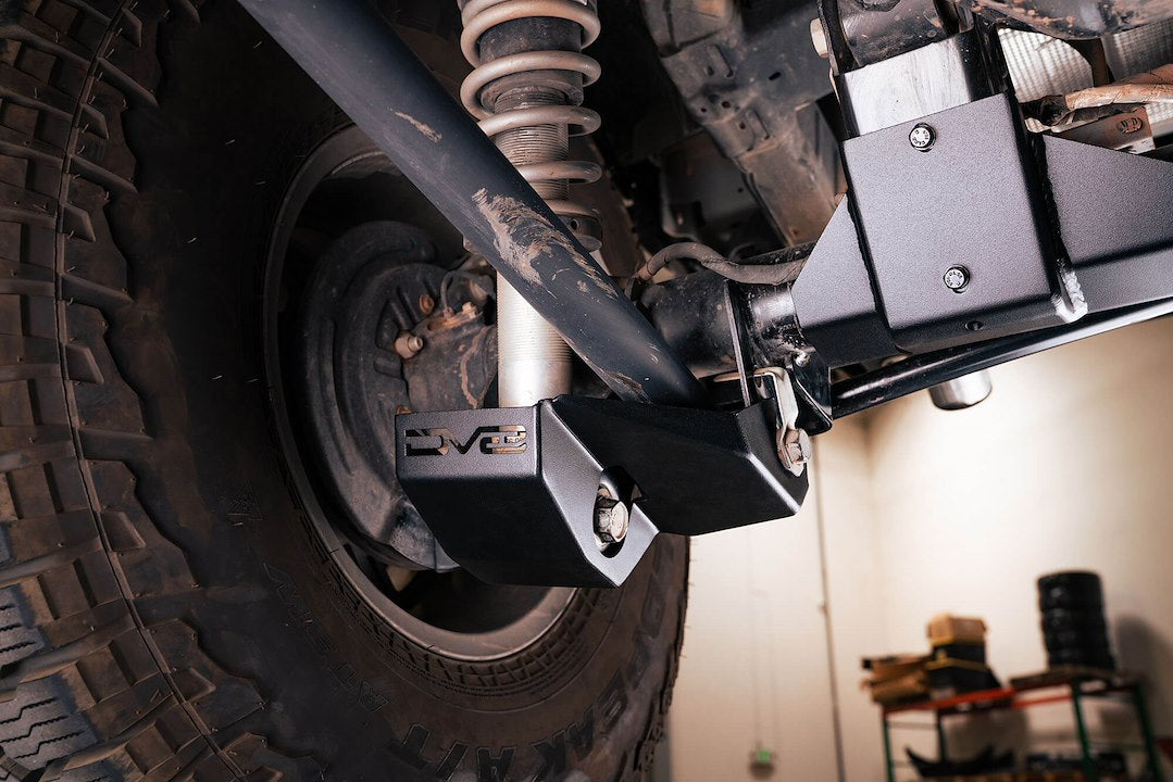 DV8 Offroad SPBR-04 Rear Shock Protective Skids