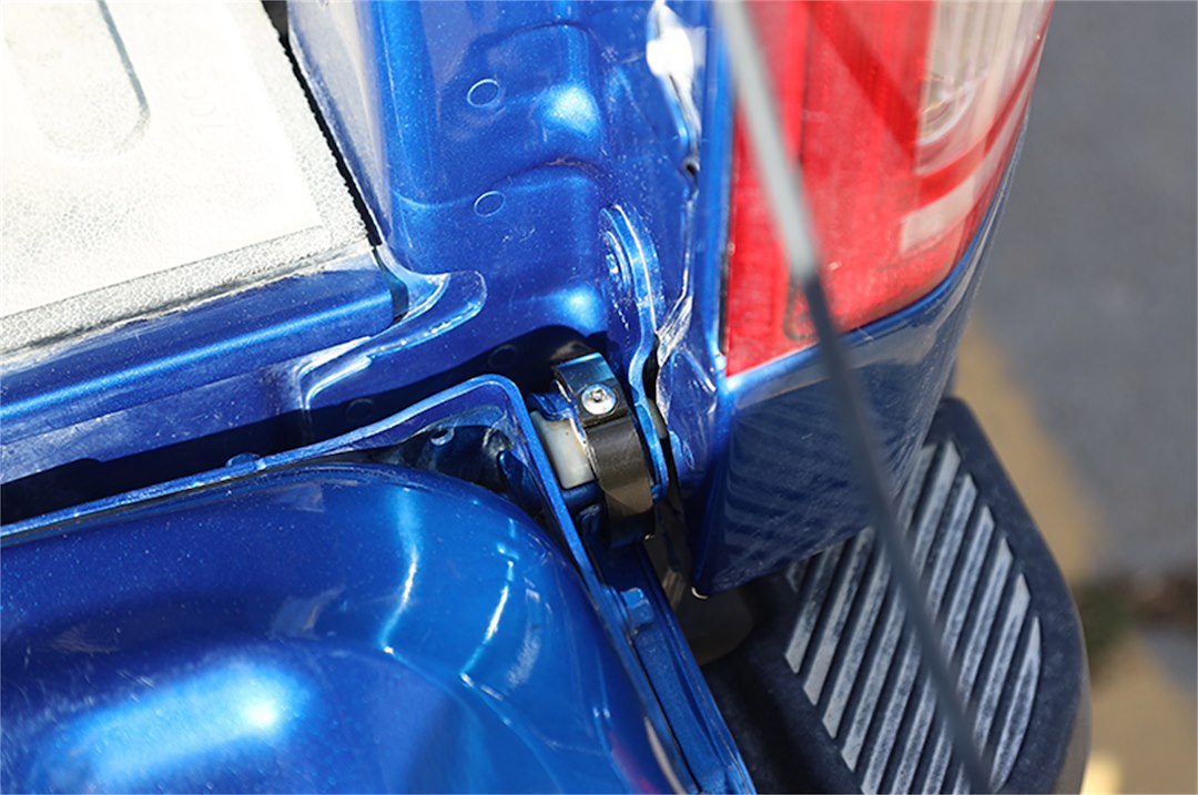 Dee Zee DZ97970 Tailgate-Handle Locking Unit - image 4