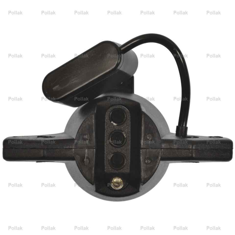 Pollak 12716P 7-Blade RV Socket to 4-Flat Plug Adapter