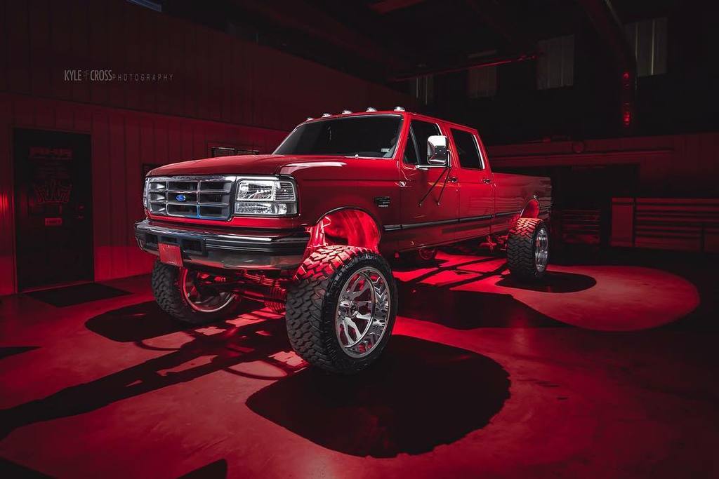 Oracle Lighting 5818-333 ColorSHIFT Underbody LED Lighting Package