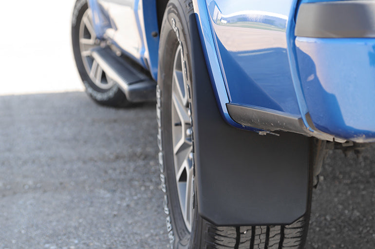 Dee Zee DZ17939 Fender Splashguard Pair - image 5