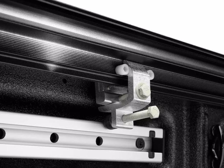 Retrax T-80490 RetraxPRO XR Truck-Bed Cover