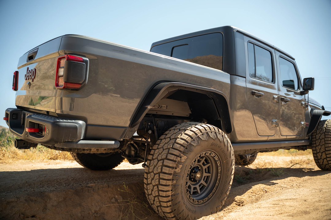 DV8 Offroad INFEND-07RB Rear Inner Fender Component