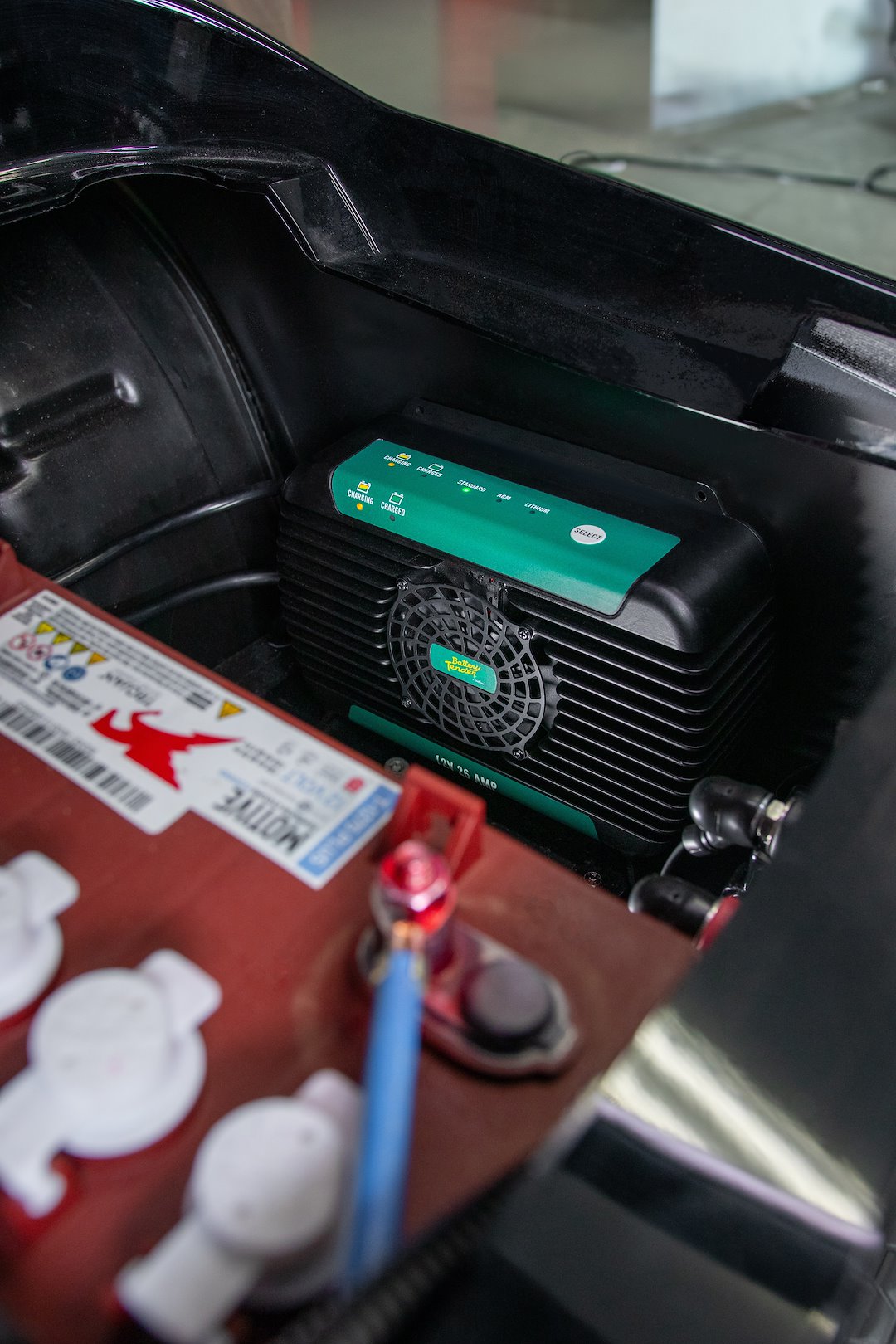 Battery Tender 022-2011-DL-WH Power+Plus Onboard 12V 26A Marine Charger - image 8