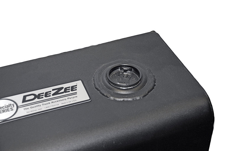 Dee Zee DZ91740SB Diesel Transfer Tank/Utility Chest - image 4