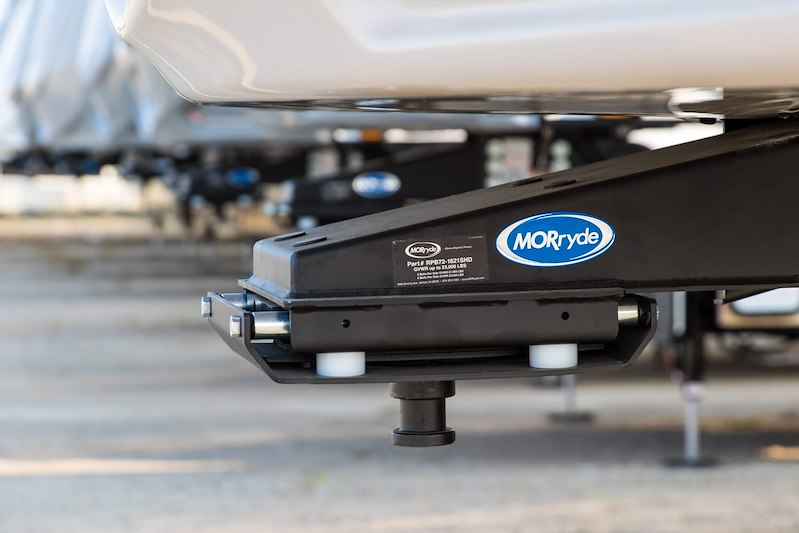 MOR/ryde RPB72-1621SHD-06 MORryde Rubber Fifth Wheel Pin Box , 18000 lb King Pin Couple – image 3
