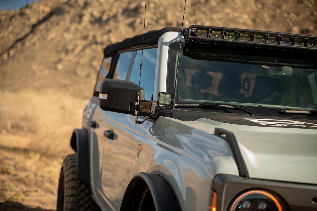 DV8 Offroad LBBR-08 Bronco Dual-Light Pillar Mount